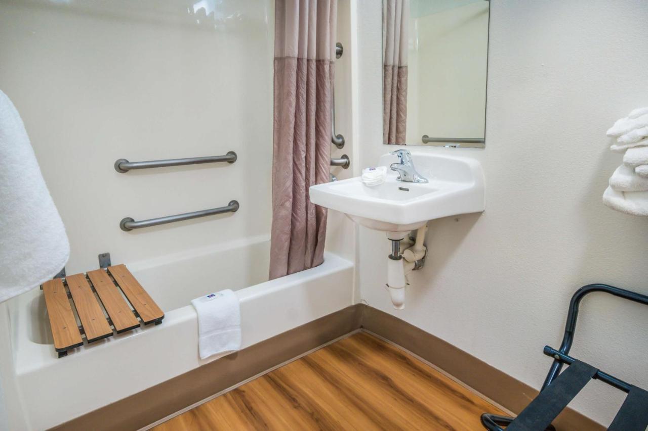 Motel 6-Irving, Tx - Dallas Экстерьер фото